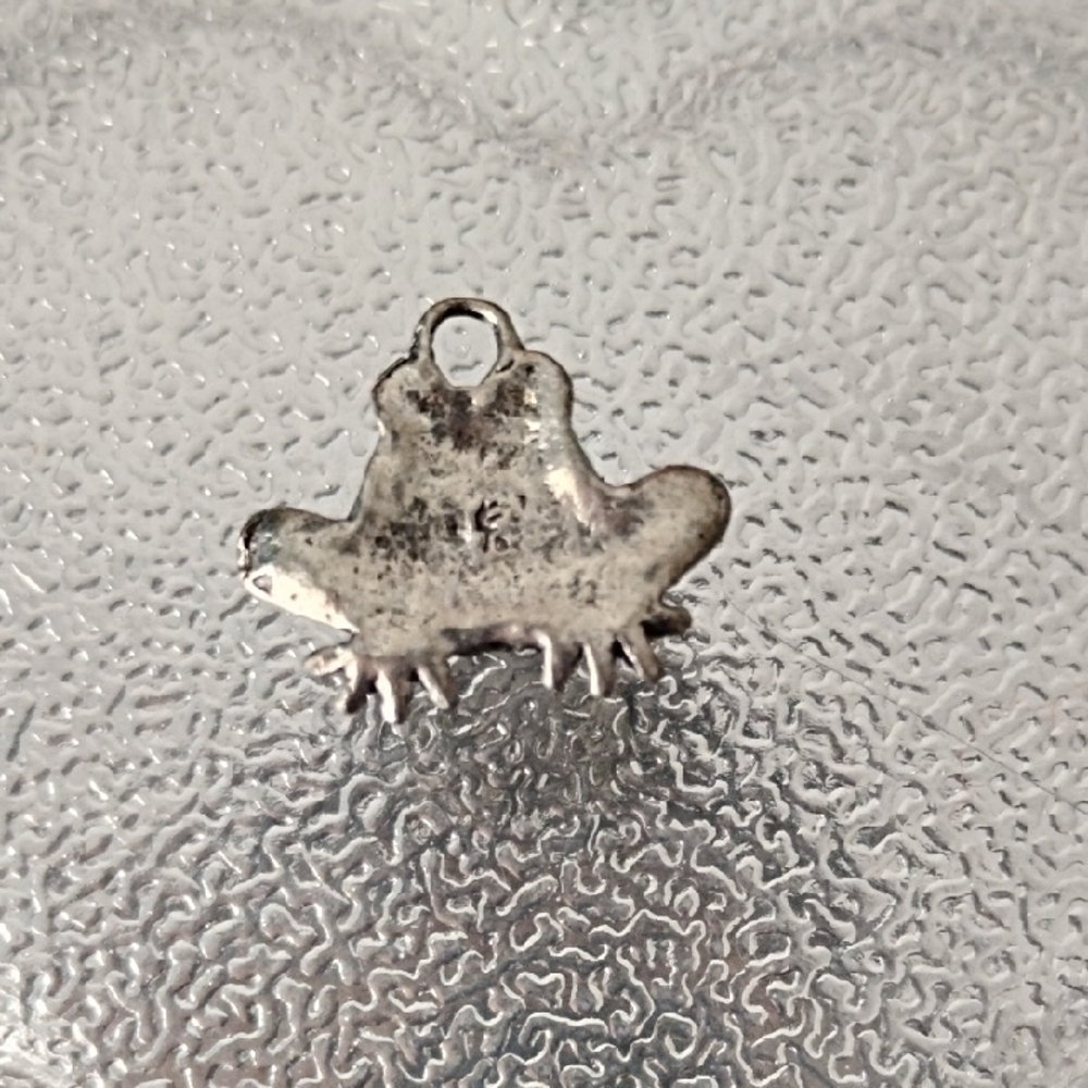 Silver Frog Charm - Picture 3 of 3